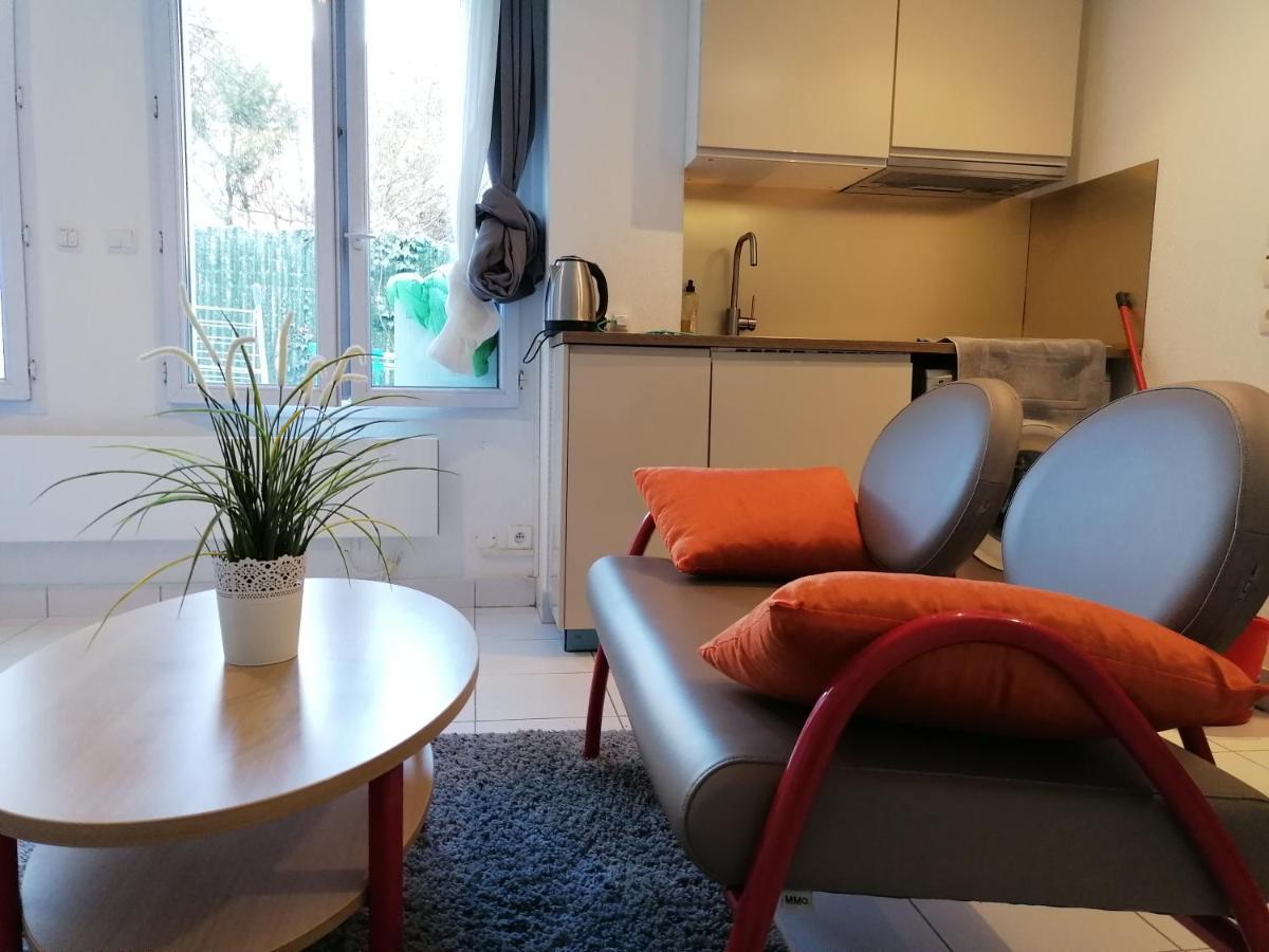 Apartment De Charme, 30' Paris, 5' Evry, 10' Orly Ris-Orangis